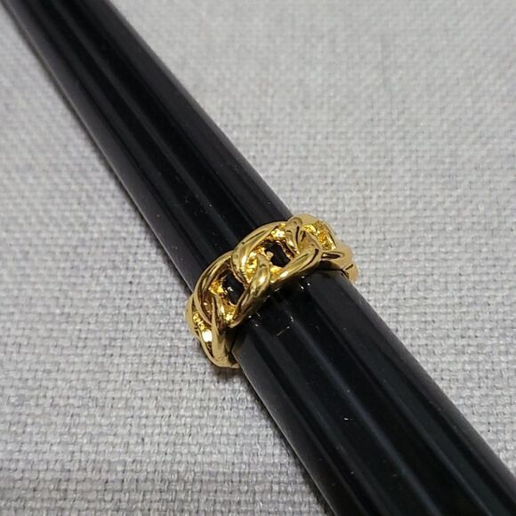 Gold Chain link ring - Picture 2 of 3